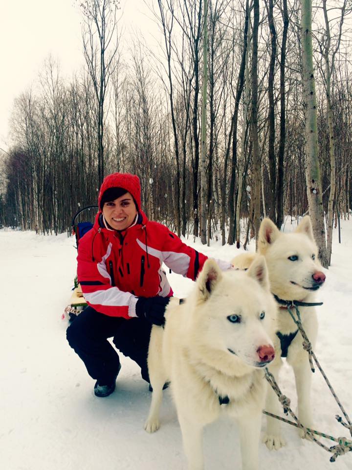 andreea with huskies